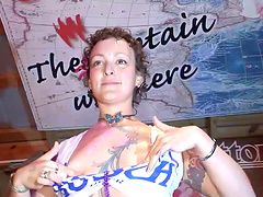 Конкурс мокрые майки с обливанием сисек водой